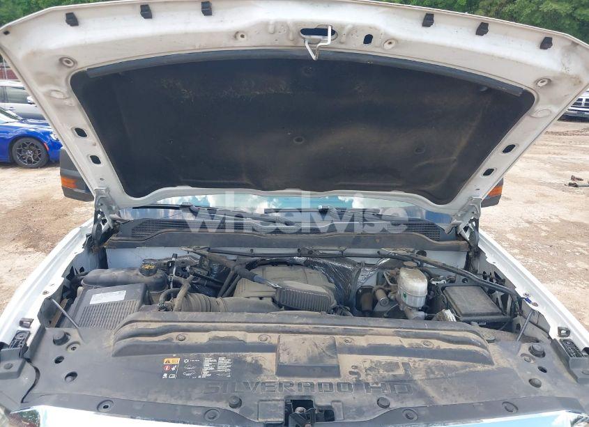 Photo 10 of 2018 Chevrolet Silverado 2500HD WT (VIN 1GC1KUEGXJF221101)