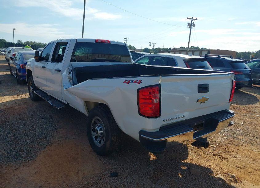 Photo 3 of 2018 Chevrolet Silverado 2500HD WT (VIN 1GC1KUEY0JF191549)