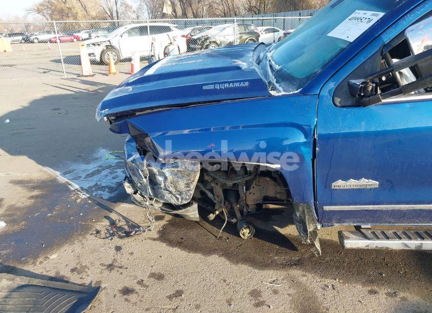 Photo 6 of 2019 Chevrolet Silverado 2500HD HIGH COUNTRY (VIN 1GC1KUEY1KF117252)