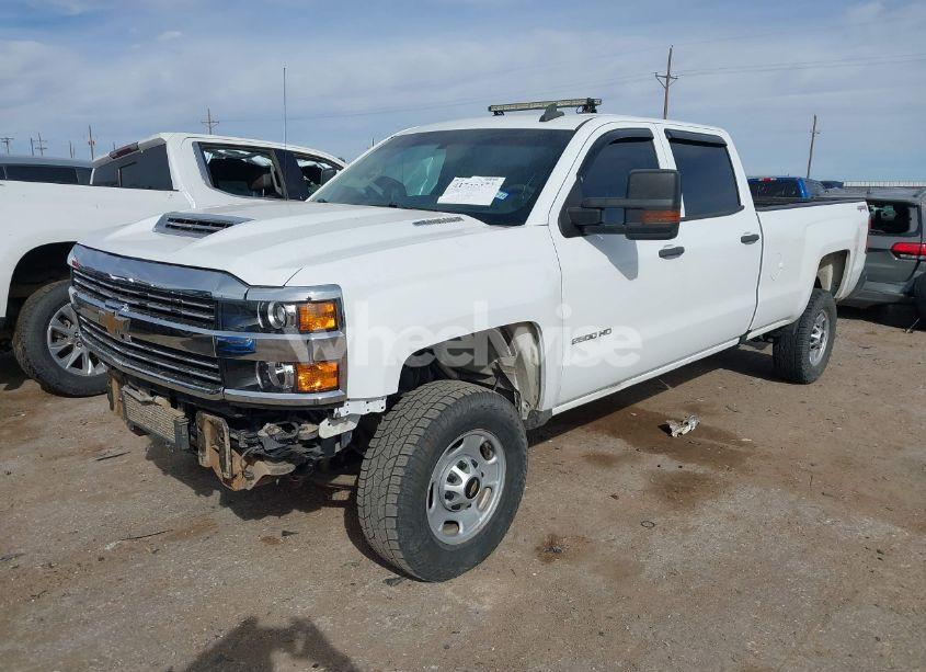Photo 2 of 2017 Chevrolet Silverado 2500HD WT (VIN 1GC1KUEY2HF235285)