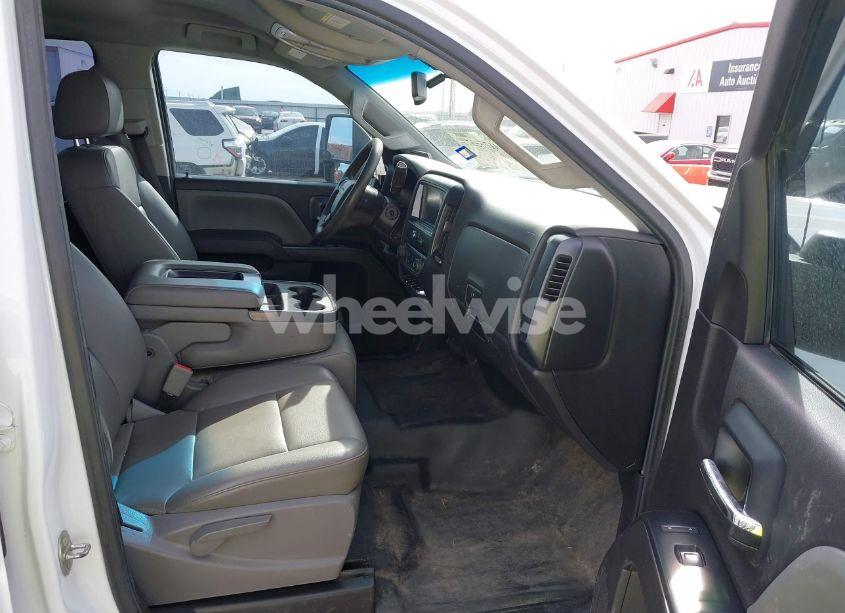 Photo 5 of 2017 Chevrolet Silverado 2500HD WT (VIN 1GC1KUEY2HF235285)