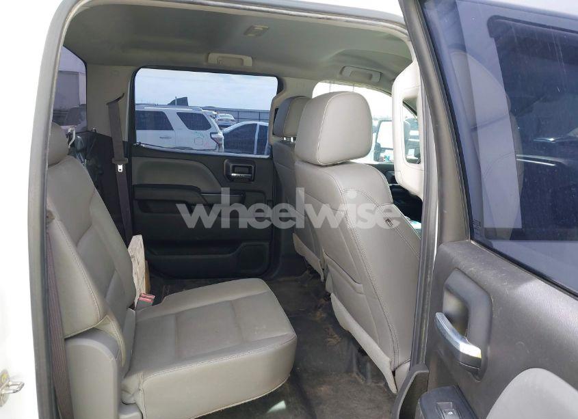 Photo 8 of 2017 Chevrolet Silverado 2500HD WT (VIN 1GC1KUEY2HF235285)