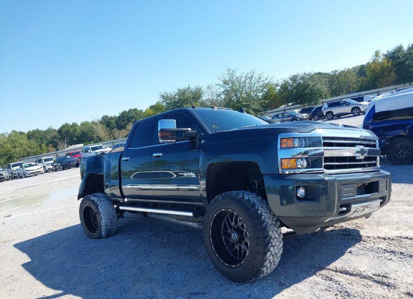 2019 Chevrolet Silverado 2500HD HIGH COUNTRY (VIN 1GC1KUEY3KF207518) main photo