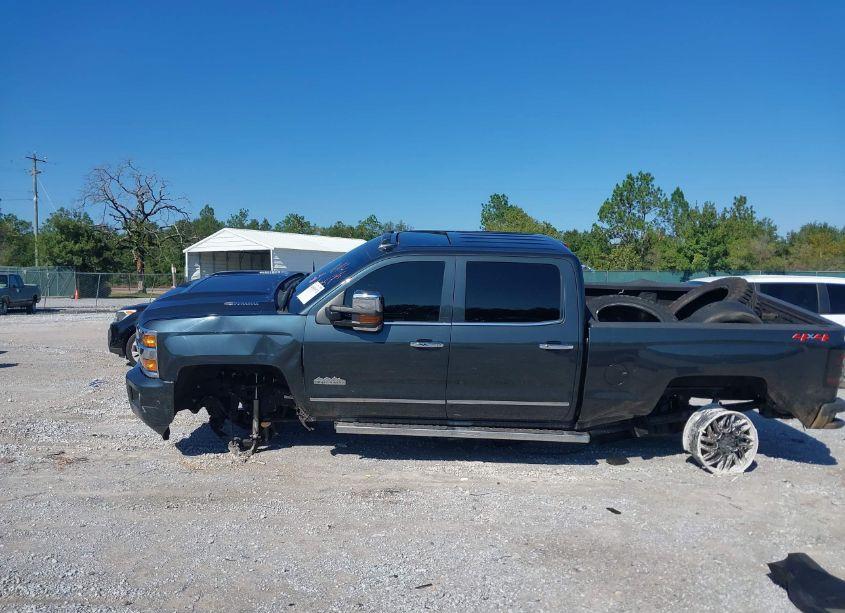 Photo 14 of 2019 Chevrolet Silverado 2500HD HIGH COUNTRY (VIN 1GC1KUEY3KF207518)