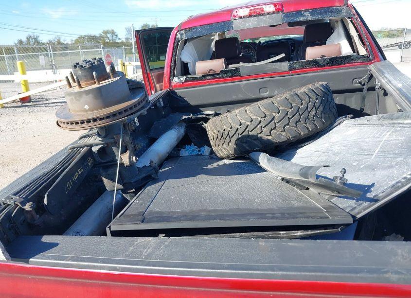 Photo 12 of 2019 Chevrolet Silverado 2500HD HIGH COUNTRY (VIN 1GC1KUEY6KF150795)