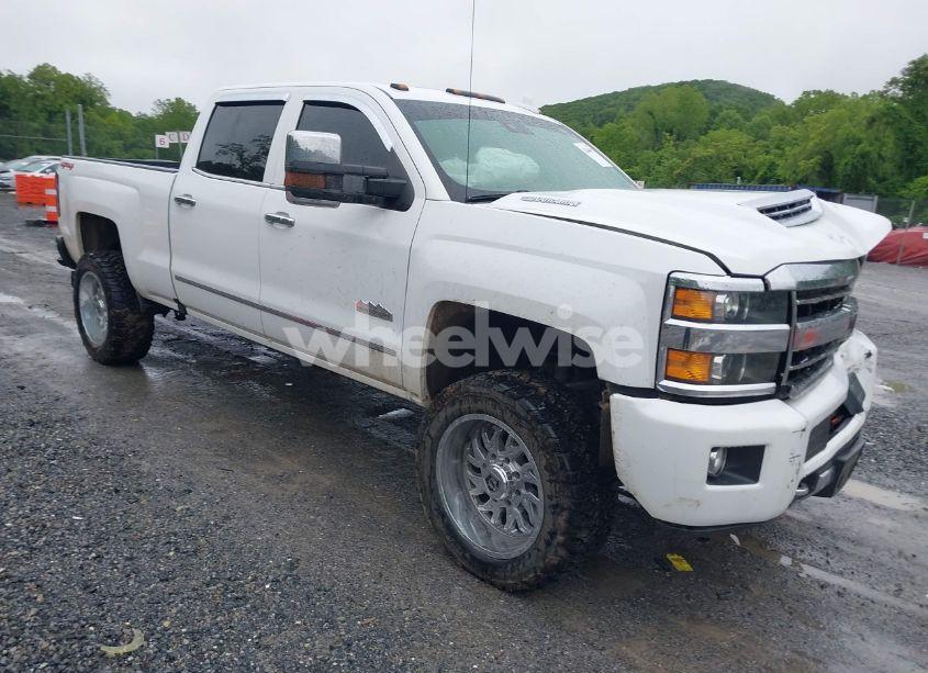 2019 Chevrolet Silverado 2500HD HIGH COUNTRY (VIN 1GC1KUEY6KF247124) main photo