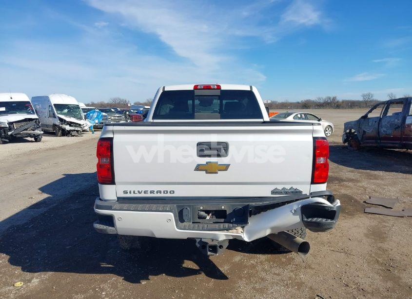 Photo 16 of 2019 Chevrolet Silverado 2500HD HIGH COUNTRY (VIN 1GC1KUEY7KF138221)
