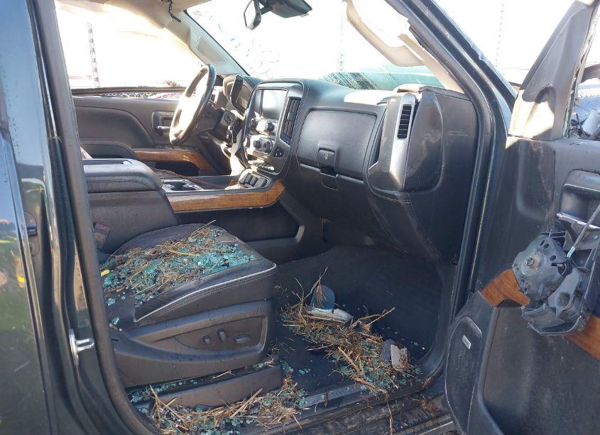 Photo 5 of 2019 Chevrolet Silverado 2500HD HIGH COUNTRY (VIN 1GC1KUEY7KF150515)