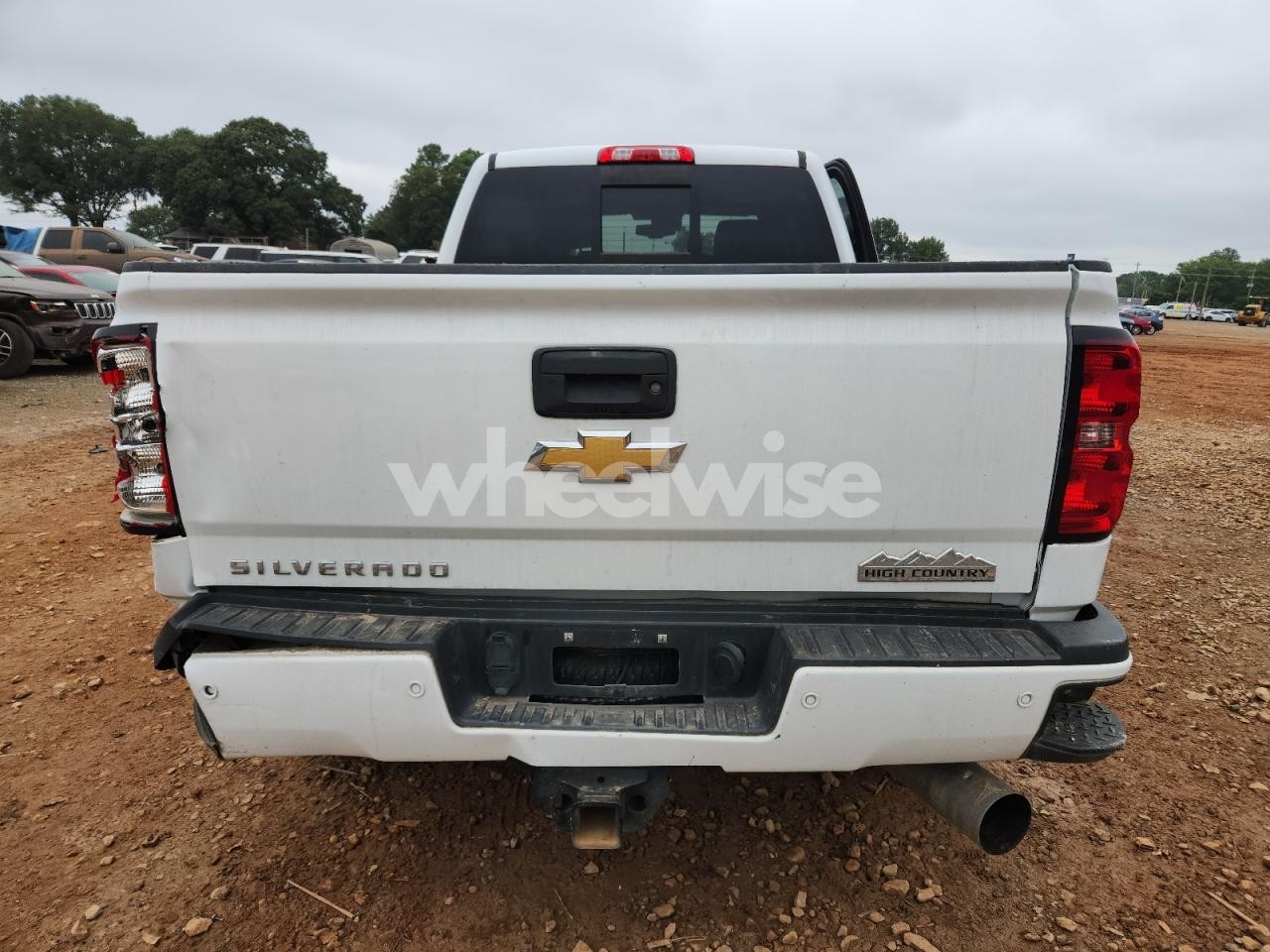 Photo 6 of 2019 CHEVROLET SILVERADO K2500 HIGH COUNTRY (VIN 1GC1KUEY9KF163248)