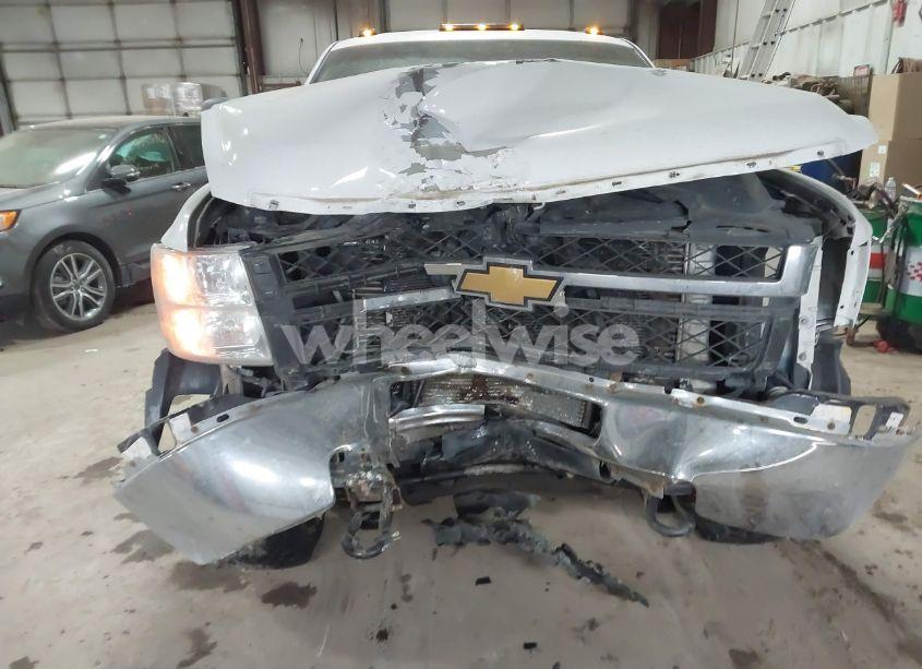 Photo 12 of 2014 Chevrolet Silverado 2500HD WORK TRUCK (VIN 1GC1KVC80EF184146)