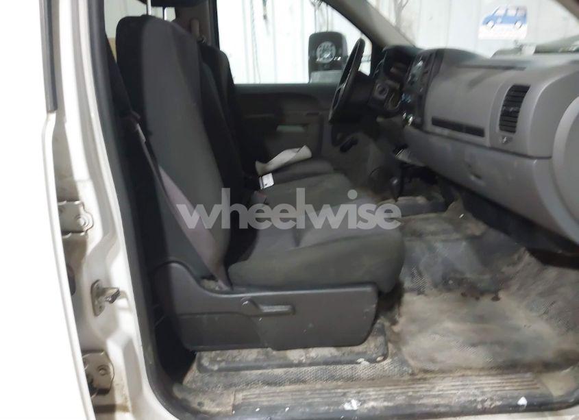 Photo 5 of 2014 Chevrolet Silverado 2500HD WORK TRUCK (VIN 1GC1KVC80EF184146)