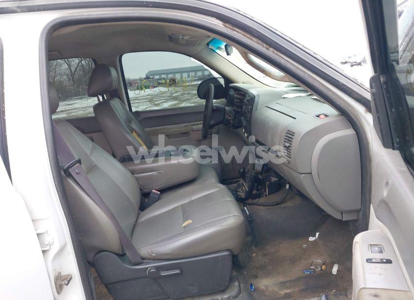 Photo 5 of 2011 Chevrolet Silverado 2500HD WORK TRUCK (VIN 1GC1KVC85BF262786)