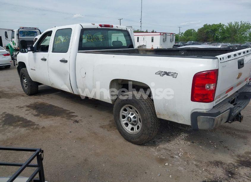 Photo 3 of 2013 Chevrolet Silverado 2500HD WORK TRUCK (VIN 1GC1KVC85DF201179)