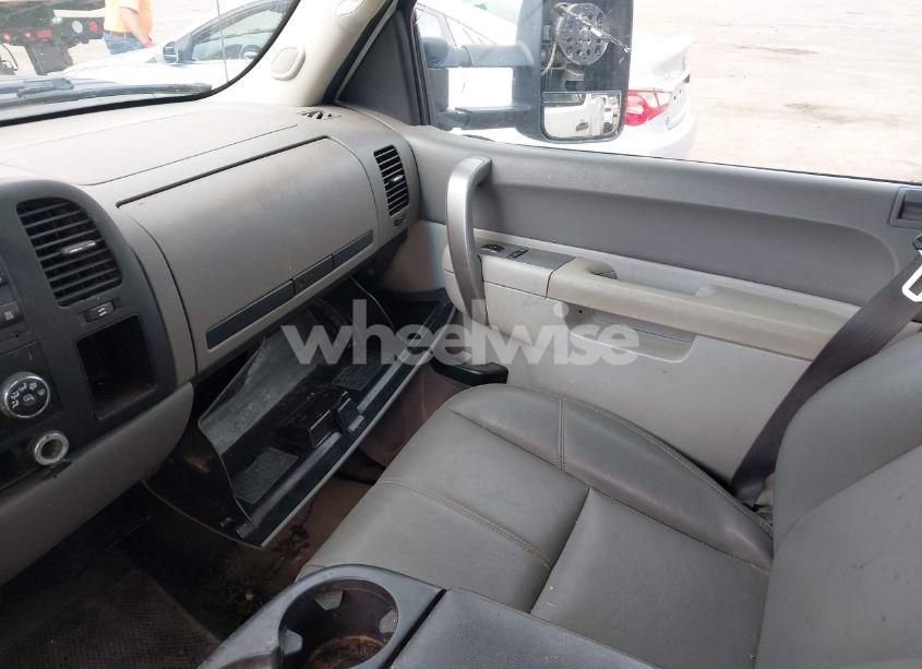 Photo 5 of 2013 Chevrolet Silverado 2500HD WORK TRUCK (VIN 1GC1KVC85DF201179)