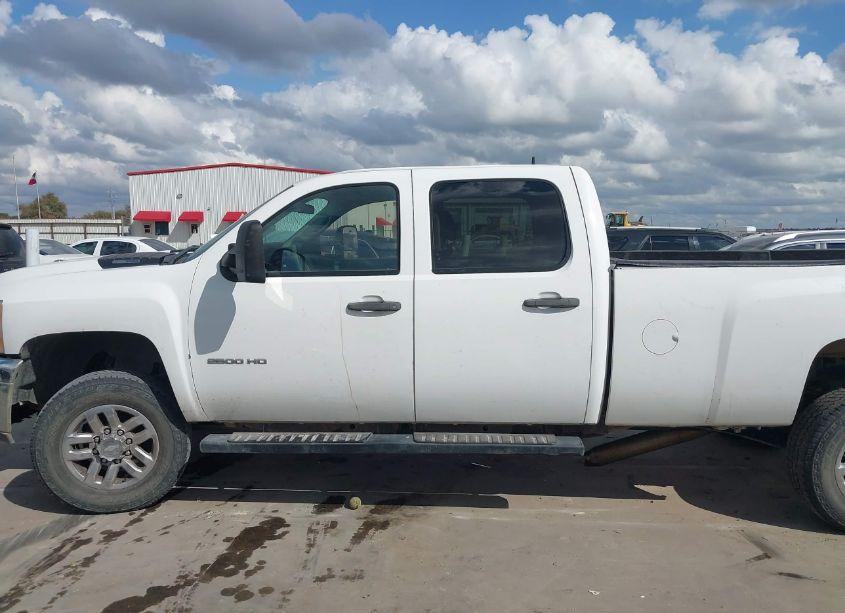 Photo 14 of 2014 Chevrolet Silverado 2500HD WORK TRUCK (VIN 1GC1KVC85EF190279)