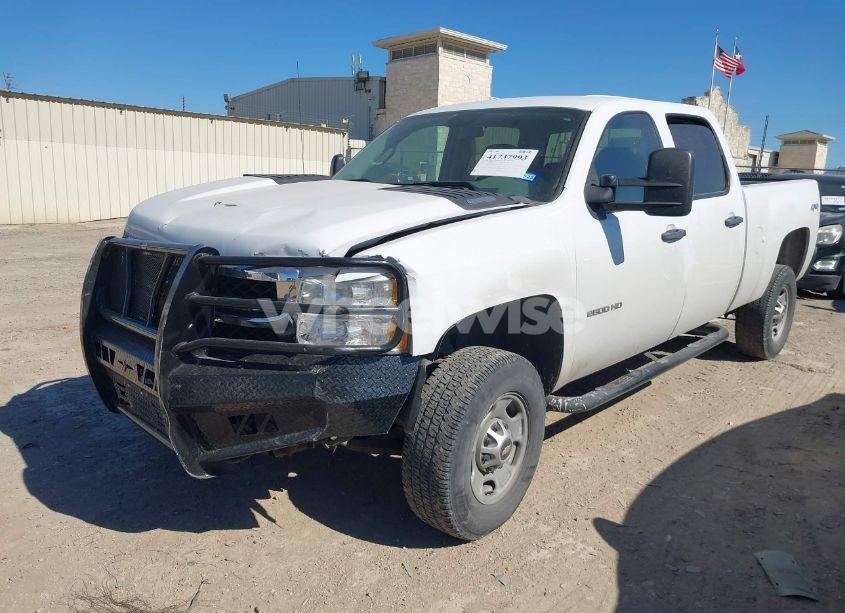 Photo 2 of 2011 Chevrolet Silverado 2500HD WORK TRUCK (VIN 1GC1KVCG4BF165165)