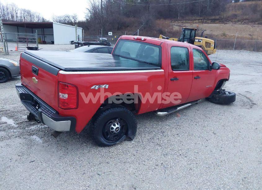 Photo 4 of 2013 Chevrolet Silverado 2500HD WORK TRUCK (VIN 1GC1KVCG9DF142127)