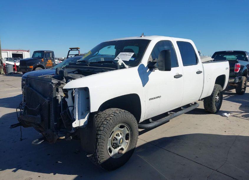 Photo 2 of 2013 Chevrolet Silverado 2500HD WORK TRUCK (VIN 1GC1KVCG9DF230742)