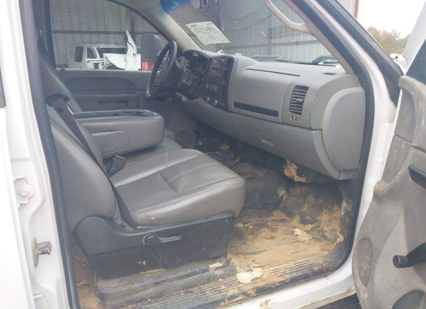 Photo 5 of 2011 Chevrolet Silverado 2500HD WORK TRUCK (VIN 1GC1KVCGXBF183184)