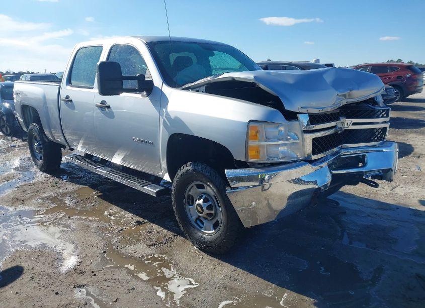 2013 Chevrolet Silverado 2500HD WORK TRUCK (VIN 1GC1KVCGXDF126003) main photo