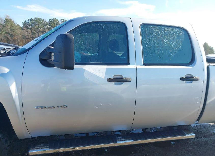 Photo 14 of 2013 Chevrolet Silverado 2500HD WORK TRUCK (VIN 1GC1KVCGXDF126003)