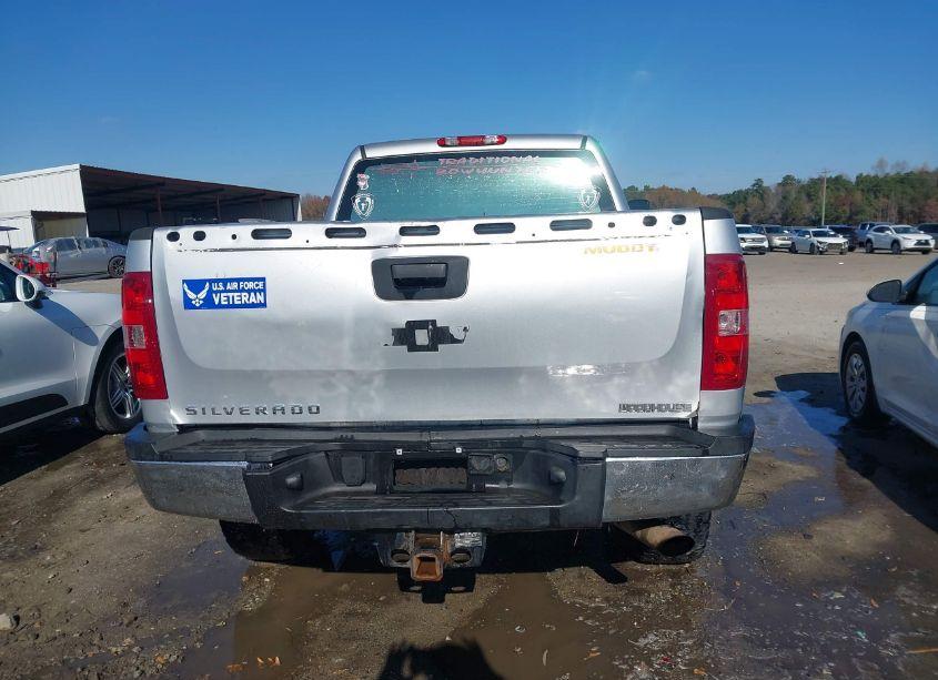 Photo 16 of 2013 Chevrolet Silverado 2500HD WORK TRUCK (VIN 1GC1KVCGXDF126003)