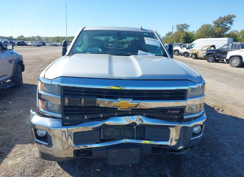 Photo 12 of 2015 Chevrolet Silverado 2500HD LT (VIN 1GC1KVE80FF115648)