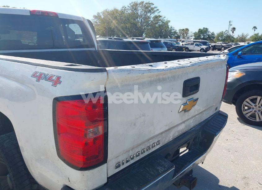 Photo 19 of 2015 Chevrolet Silverado 2500HD LT (VIN 1GC1KVE80FF173873)