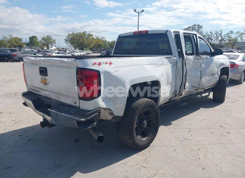 Photo 4 of 2015 Chevrolet Silverado 2500HD LT (VIN 1GC1KVE80FF173873)