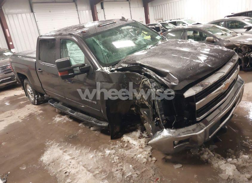 2015 Chevrolet Silverado 2500HD LT (VIN 1GC1KVE80FF588630) main photo