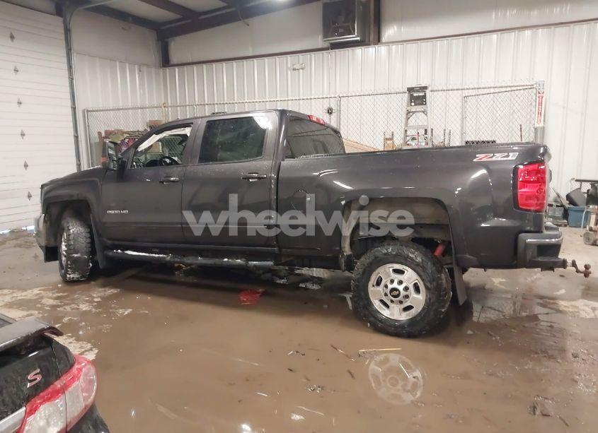 Photo 14 of 2015 Chevrolet Silverado 2500HD LT (VIN 1GC1KVE80FF588630)