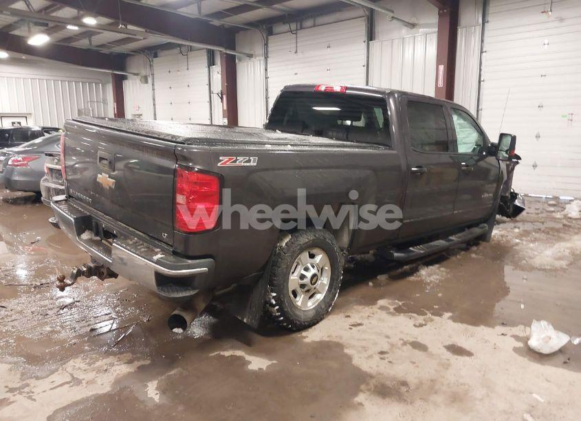 Photo 4 of 2015 Chevrolet Silverado 2500HD LT (VIN 1GC1KVE80FF588630)