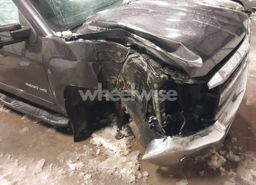 Photo 6 of 2015 Chevrolet Silverado 2500HD LT (VIN 1GC1KVE80FF588630)