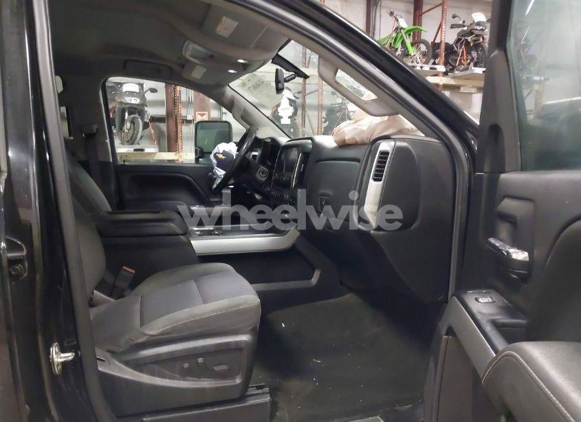 Photo 5 of 2016 Chevrolet Silverado 2500HD LT (VIN 1GC1KVE81GF293764)