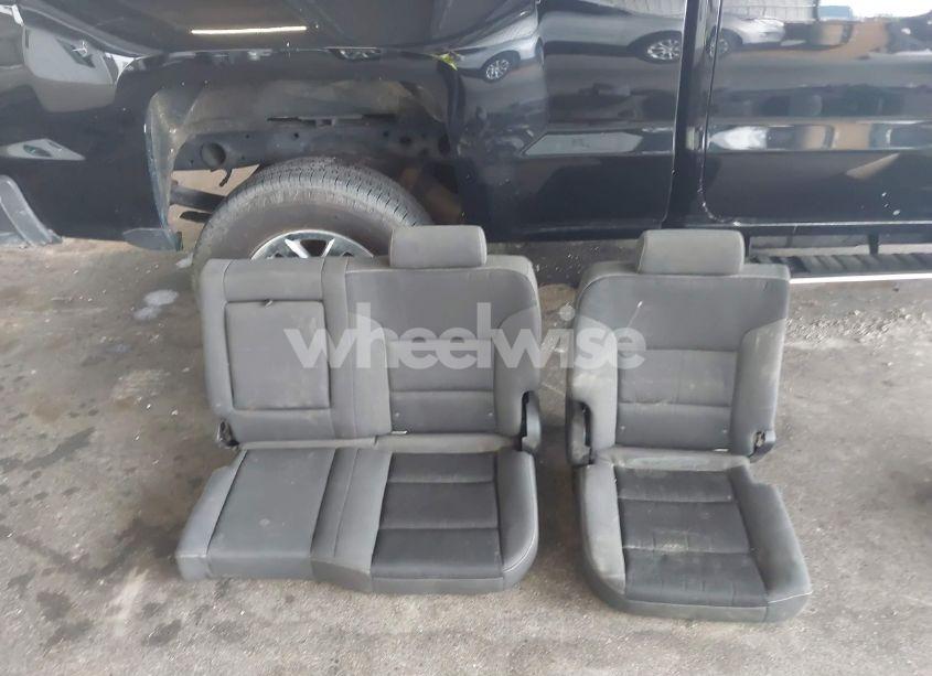 Photo 17 of 2015 Chevrolet Silverado 2500HD LT (VIN 1GC1KVE82FF105963)