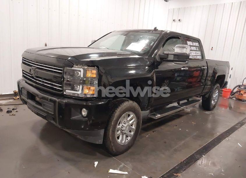 Photo 2 of 2015 Chevrolet Silverado 2500HD LT (VIN 1GC1KVE82FF105963)