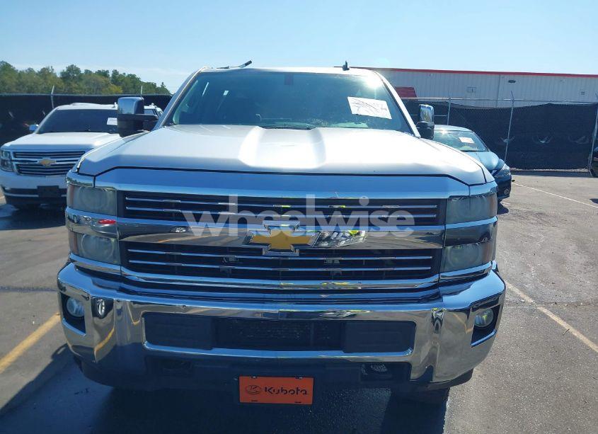 Photo 12 of 2015 Chevrolet Silverado 2500HD LT (VIN 1GC1KVE82FF138865)