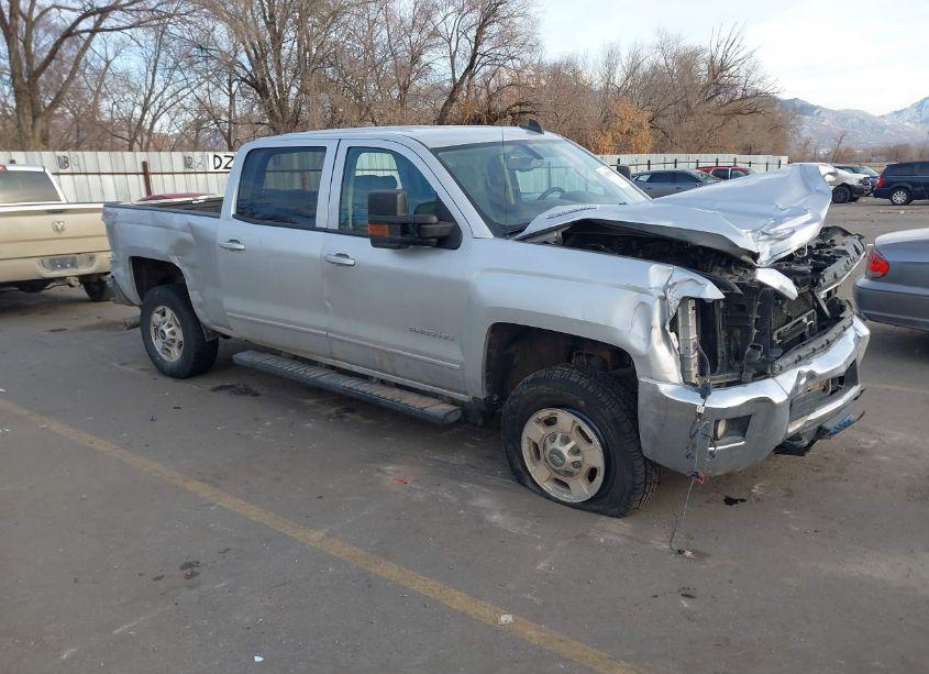 2016 Chevrolet Silverado 2500HD LT (VIN 1GC1KVE82GF269294) main photo