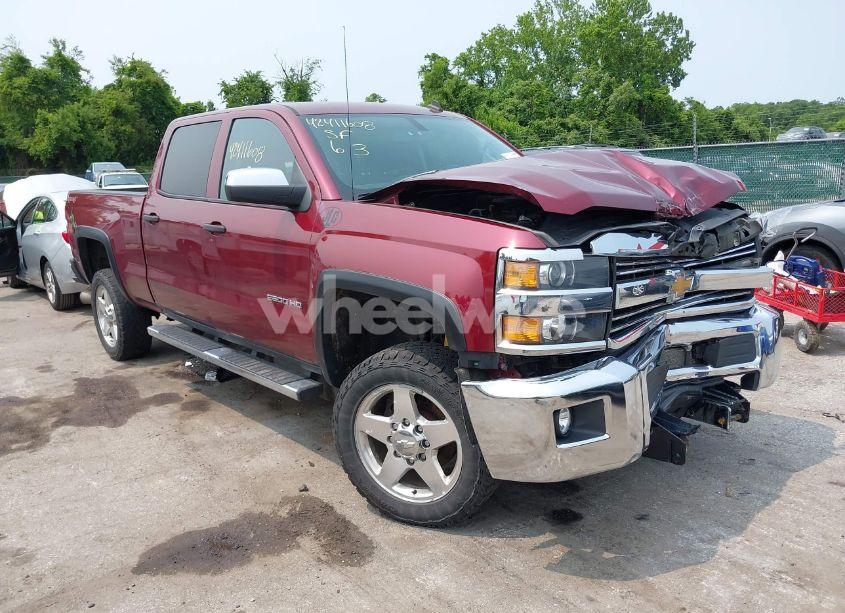 2015 Chevrolet Silverado 2500HD LT (VIN 1GC1KVE83FF102831) main photo