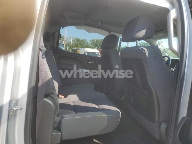 Photo 3 of 2015 CHEVROLET SILVERADO K2500 HEAVY DUTY LT (VIN 1GC1KVE85FF178468)