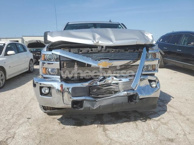 Photo 5 of 2015 CHEVROLET SILVERADO K2500 HEAVY DUTY LT (VIN 1GC1KVE85FF178468)