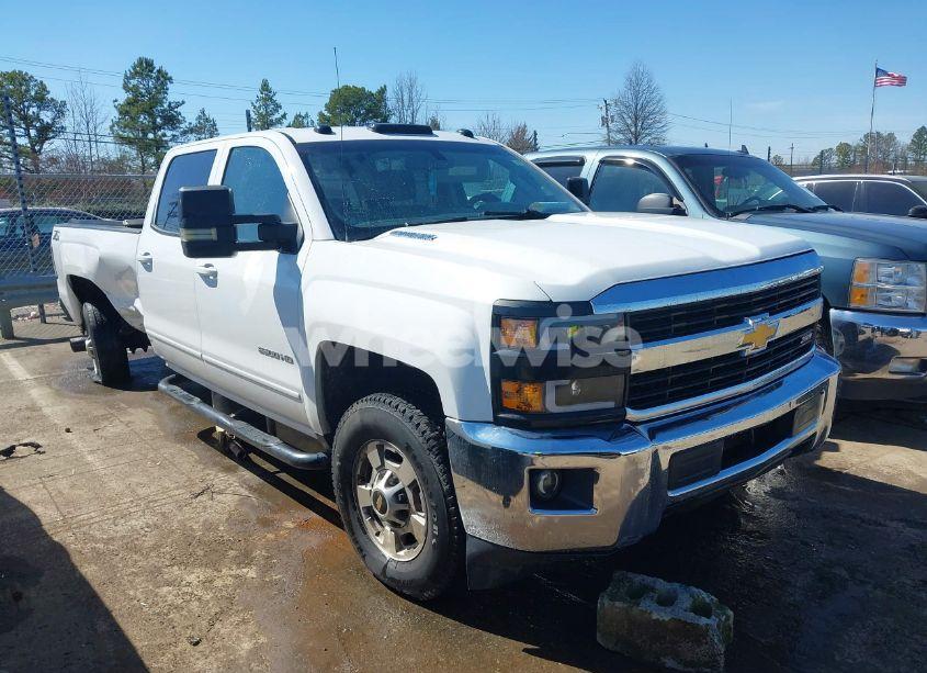 2015 Chevrolet Silverado 2500HD LT (VIN 1GC1KVE86FF520235) main photo
