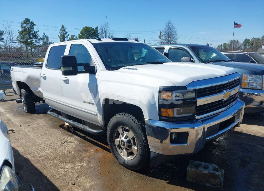 Photo 13 of 2015 Chevrolet Silverado 2500HD LT (VIN 1GC1KVE86FF520235)