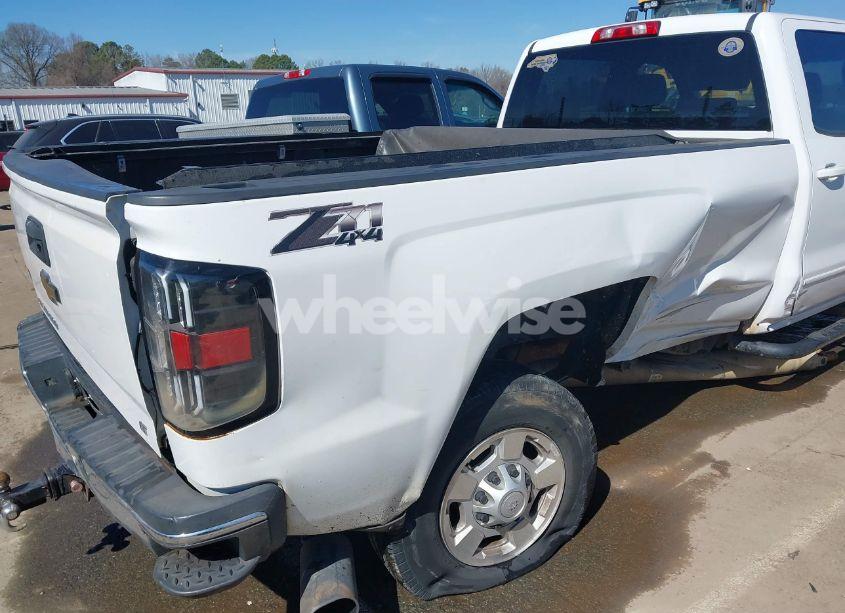 Photo 17 of 2015 Chevrolet Silverado 2500HD LT (VIN 1GC1KVE86FF520235)