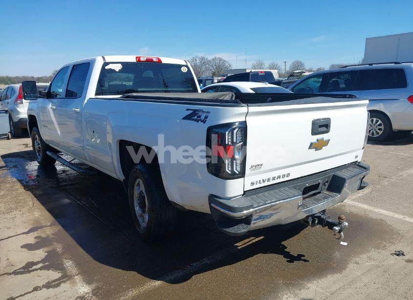 Photo 3 of 2015 Chevrolet Silverado 2500HD LT (VIN 1GC1KVE86FF520235)