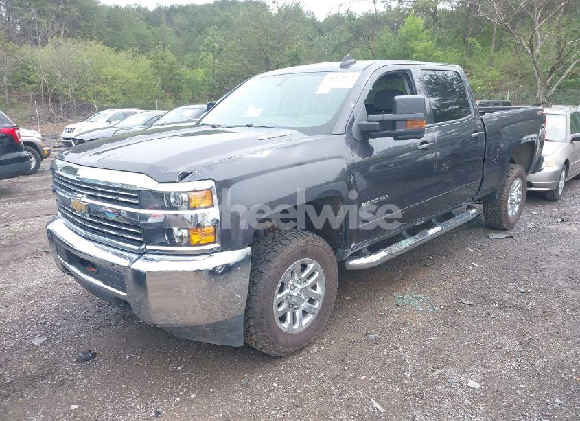 Photo 2 of 2016 Chevrolet Silverado 2500HD LT (VIN 1GC1KVE86GF251705)
