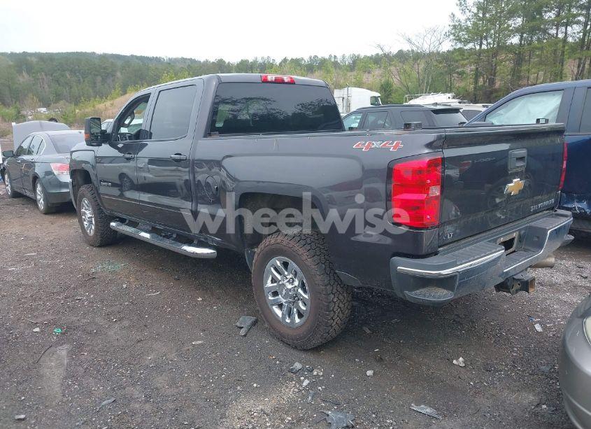 Photo 3 of 2016 Chevrolet Silverado 2500HD LT (VIN 1GC1KVE86GF251705)