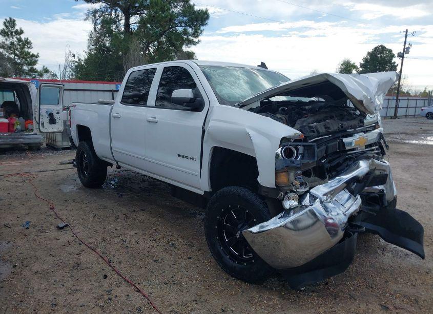 2015 Chevrolet Silverado 2500HD LT (VIN 1GC1KVE87FF572957) main photo