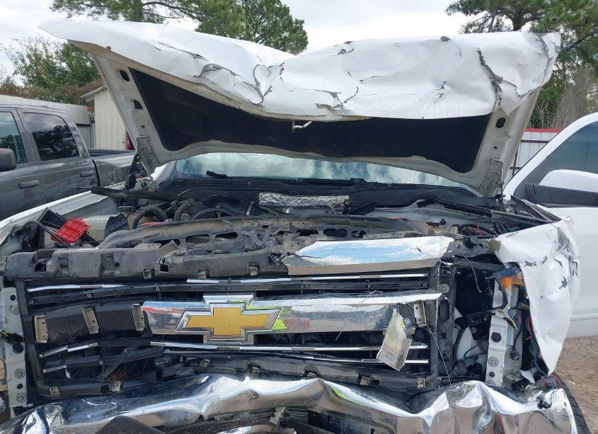 Photo 10 of 2015 Chevrolet Silverado 2500HD LT (VIN 1GC1KVE87FF572957)