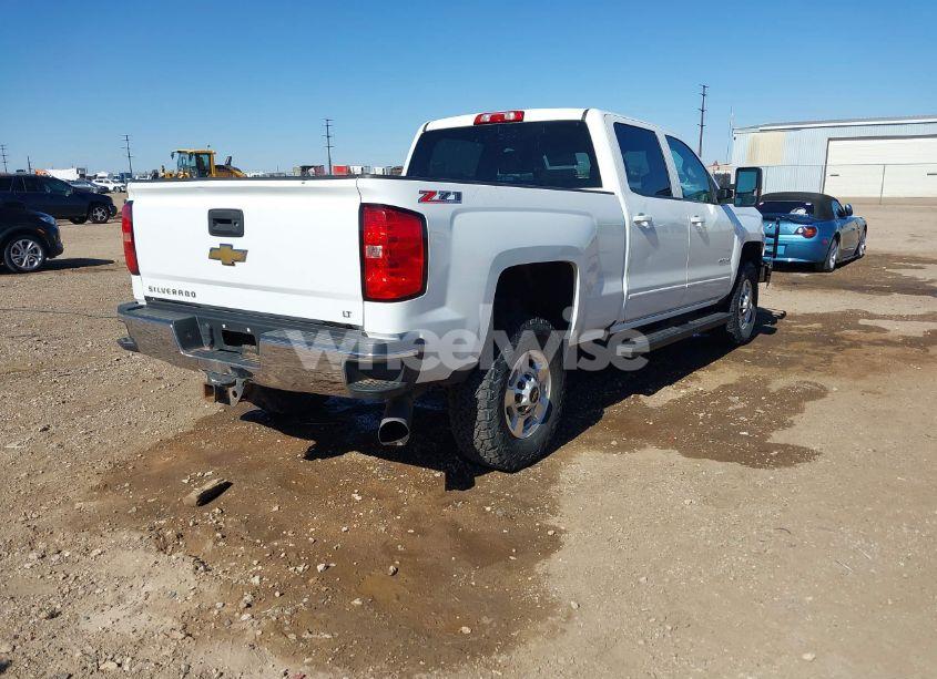 Photo 4 of 2016 Chevrolet Silverado 2500HD LT (VIN 1GC1KVE88GF160922)
